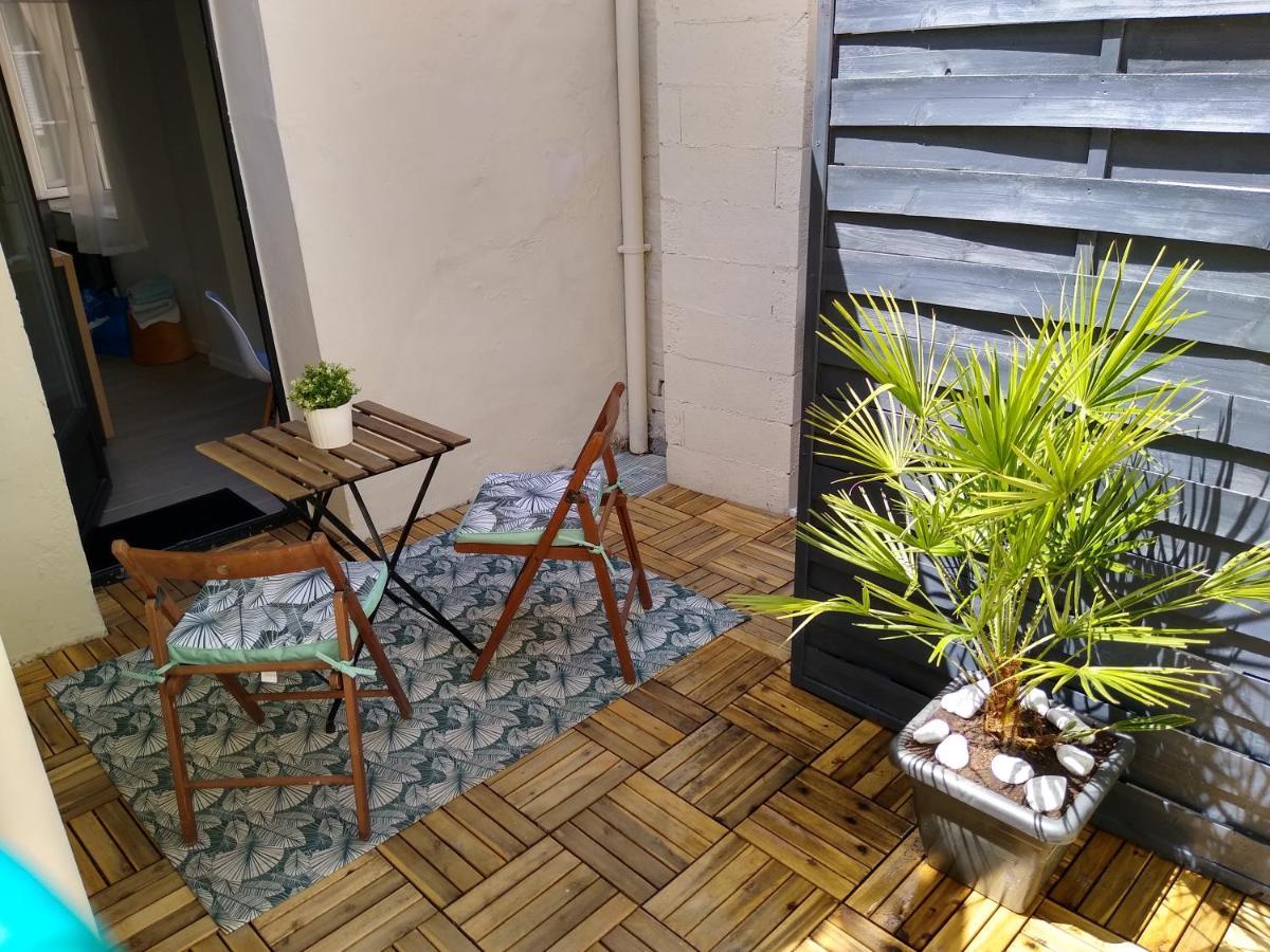 Appart'TERRASSE à 20 min des Champs Élysées Maisons-Laffitte Esterno foto