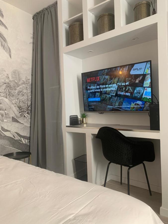 Appart'TERRASSE à 20 min des Champs Élysées Maisons-Laffitte Esterno foto